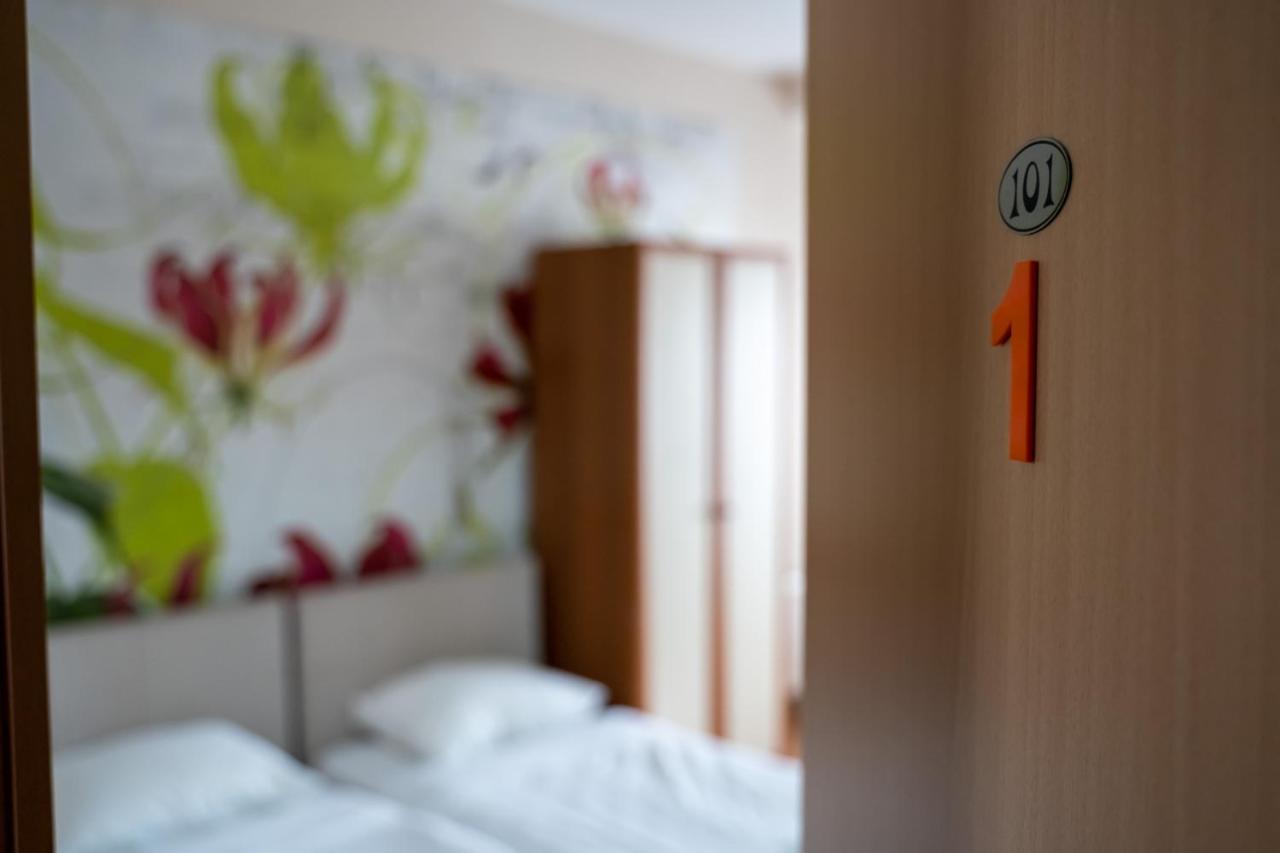 Sidera Aparthotel Охрид Екстер'єр фото